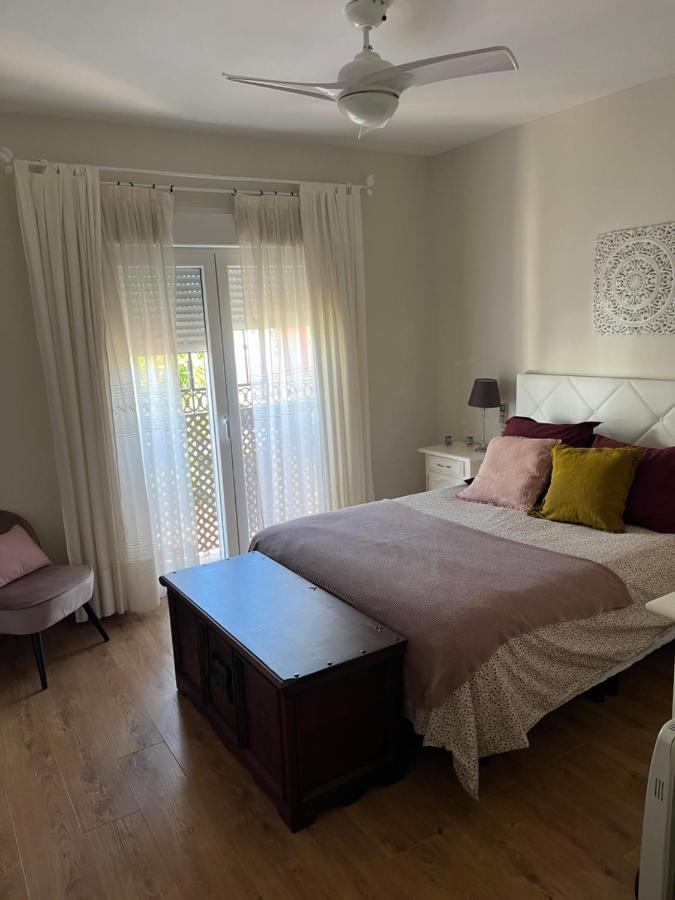 Casa Con Piscina Cerca De Sevilla Luaran gambar
